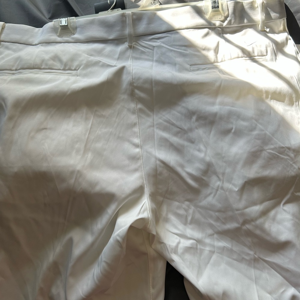 Men’s Nike golf shorts